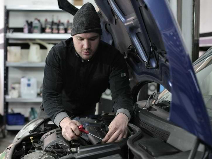  Steps To Install New Car Battery